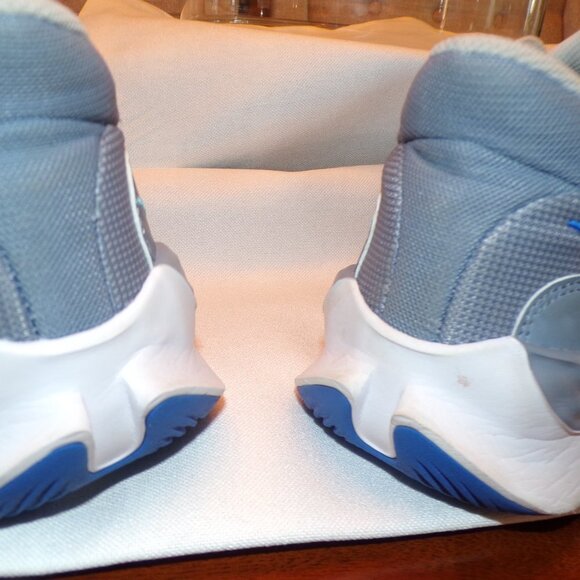 Nike Womens Flex Experience RN 4 749178-002 Gray Running Shoes Sneakers Size 9.5 - Picture 6 of 6